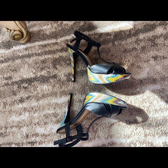 Anne Michelle 5 inch heel leather top & multicolor heel/ platform - size 9 - Picture 12 of 17